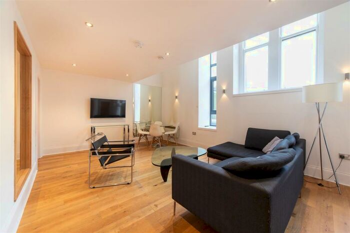 3 Bedroom Apartment To Rent In Chaucer Building, Grainger Street, NE1