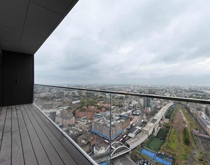 1 Bedroom Flat To Rent In Hewett Street, London, EC2A