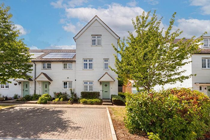 3 Bedroom End Of Terrace House For Sale In Lancaster Close, Hamstreet, Ashford, TN26