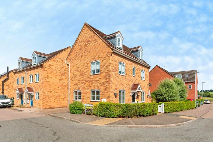 4 Bedroom Detached House For Sale In Charlestown, Ancaster, Grantham, NG32