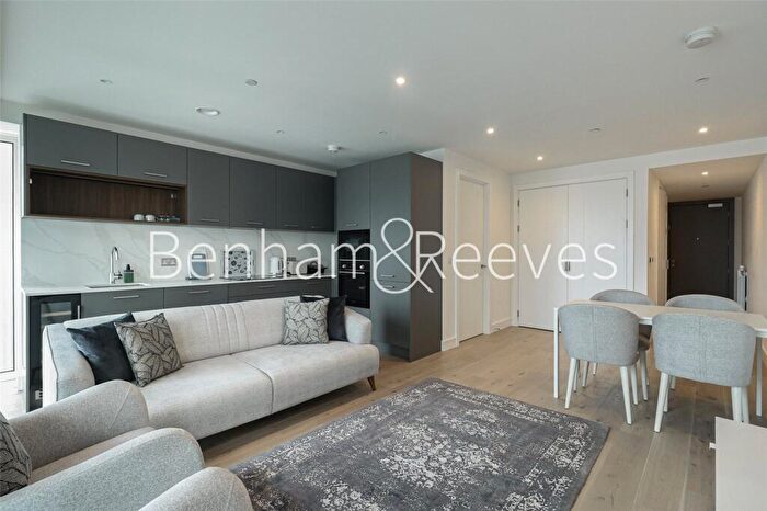 2 Bedroom Apartment To Rent In Brigadier Walk, London, SE18