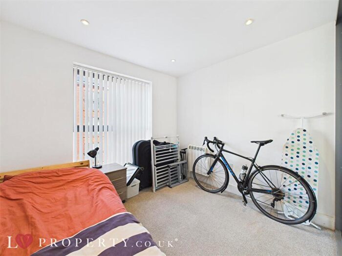 2 Bedroom Apartment To Rent In Carver Street, Birmingham, West Midlands, B1
