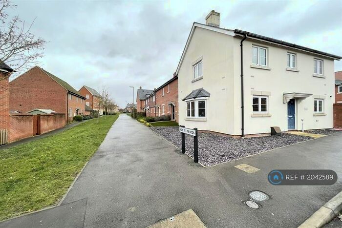 3 Bedroom Semi-Detached House To Rent In Quicksilver Way, Andover, SP11