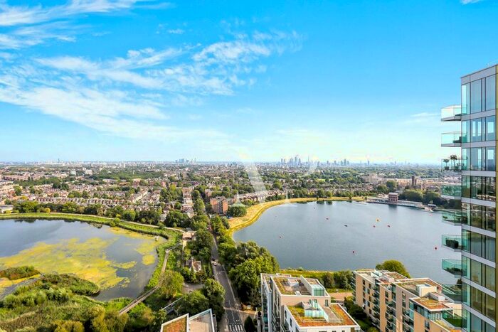 3 Bedroom Flat To Rent In Skyline, Woodberry Down, N4