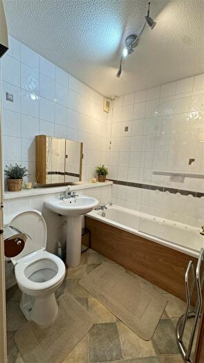 2 Bedroom Detached House To Rent In , Shieldhall Gardens Glasgow, G51