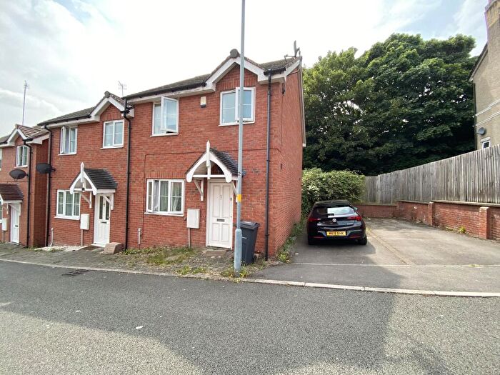 3 Bedroom End Of Terrace House To Rent In Vicarage Grove, Acocks Green, B27