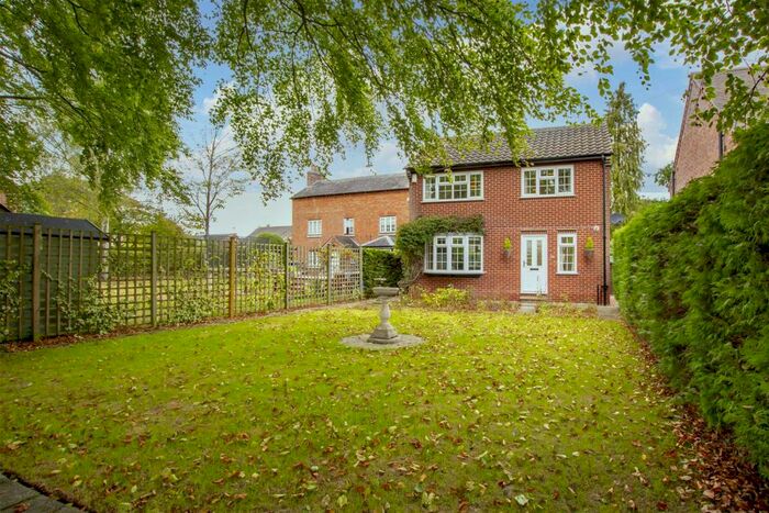 2 Bedroom Detached House For Sale In Wards Lane, Breaston, DE72