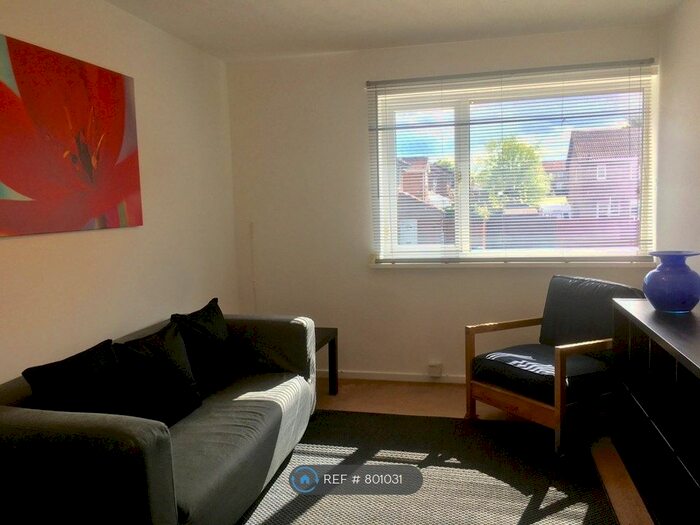 1 Bedroom Flat To Rent In Deerness Park, Sunderland, SR2