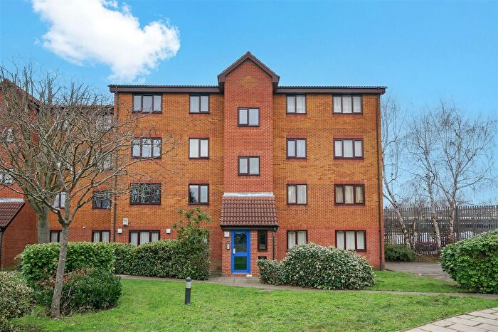 1 Bedroom Flat For Sale In Meridian Court, Cumberland Place, London, SE6