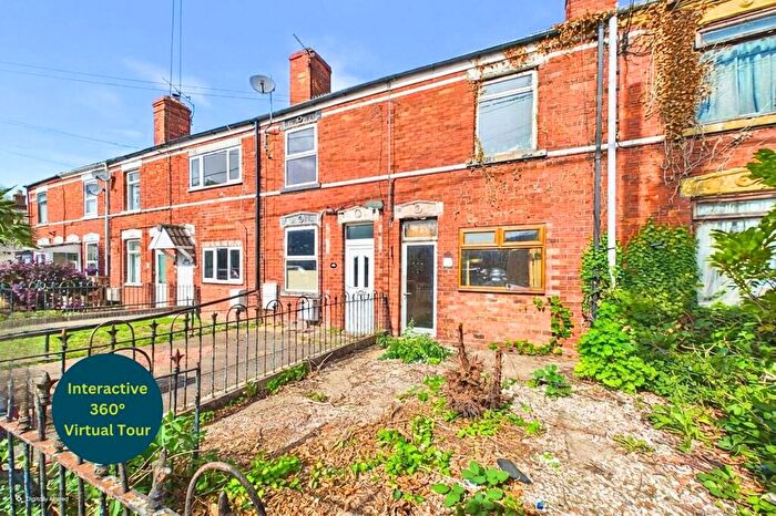 2 Bedroom Terraced House For Sale In Summercroft Avenue, Peploe Lane, New Holland, DN19