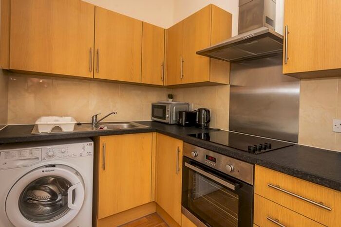 Studio To Rent In Clayton Road, Hayes, UB3