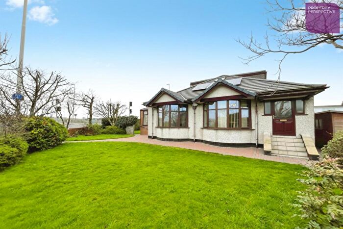 2 Bedroom Bungalow For Sale In Fleetwood Road South, FY5
