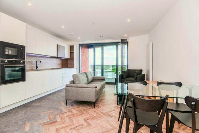 Studio To Rent In Three Waters, London, E3