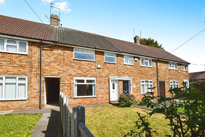 3 Bedroom Terraced House For Sale In Watford Walk, Hull, HU9