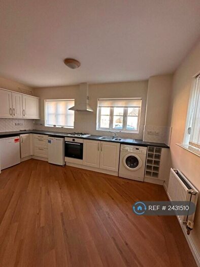 2 Bedroom Flat To Rent In Shepherds Walk, Bradley Stoke, Bristol, BS32