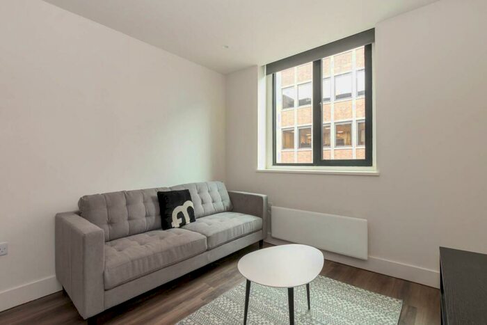 1 Bedroom Apartment To Rent In The Lightwell, Cornwall Street, B3