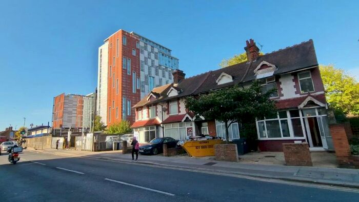 5 Bedroom Terraced House To Rent In Colindale Avenue, London, NW9