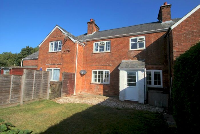2 Bedroom Terraced House To Rent In Romsey Road, Awbridge, SO51