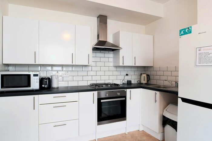 5 Bedroom Flat To Rent In Upper Lewes Road, Brighton, BN2
