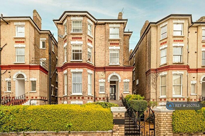 3 Bedroom Flat To Rent In Fellows Road, London, NW3