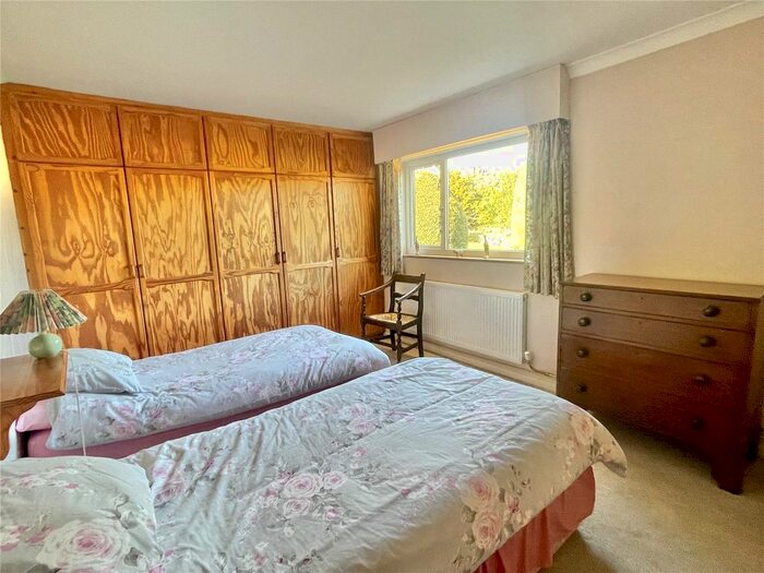 3 Bedroom Bungalow For Sale In Breidden Avenue, Arddleen, Llanymynech, Powys, SY22