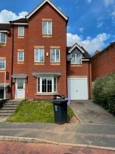 5 Bedroom Semi-Detached House To Rent In Oakwood Road, Near Abbey Par, Anstey Lane, Leicester, LE4