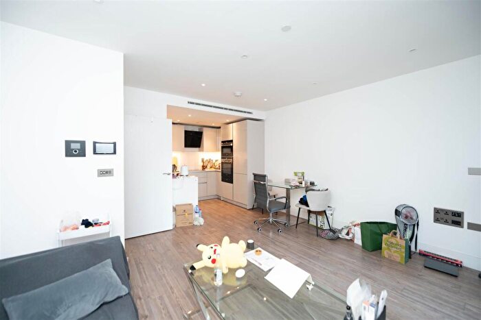1 Bedroom Apartment To Rent In Wiverton Tower, New Drum Street, London, E1