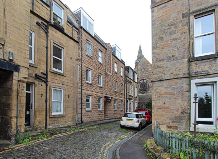 2 Bedroom Flat To Rent In Richmond Terrace, Edinburgh, EH11