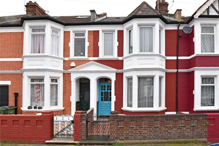 2 Bedroom Terraced House For Sale In Eastcombe Avenue, Charlton, London, SE7
