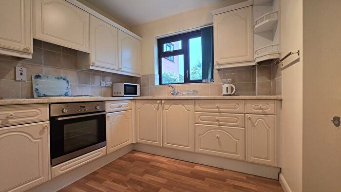 1 Bedroom Flat For Sale In Summerlands Lodge, Orpington, BR6