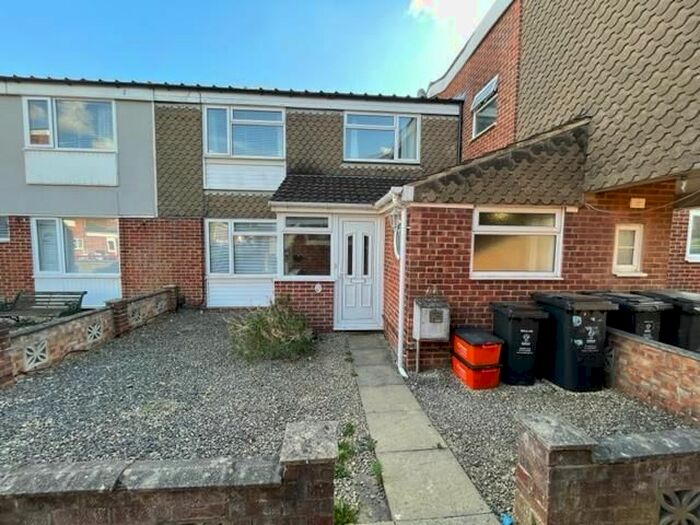 Houses to rent in Eldene, Swindon
