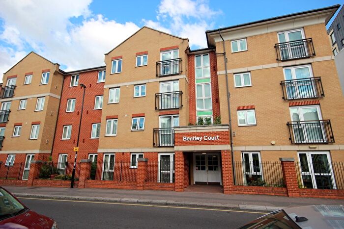 2 Bedroom Flat For Sale In Bentley Court (Lewisham), Lewisham, SE13