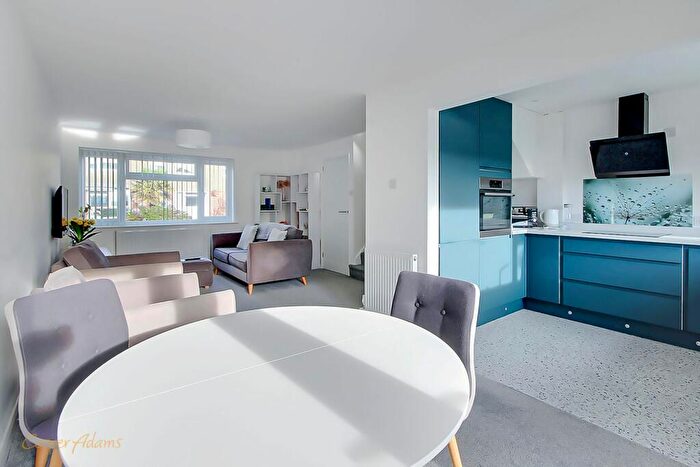 3 Bedroom Terraced House For Sale In Norfolk Gardens, Littlehampton, BN17
