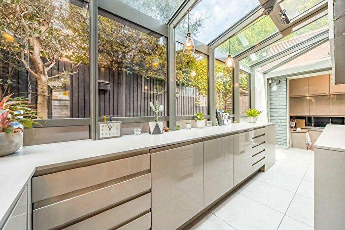 5 Bedroom Detached House To Rent In Queen Annes Grove, Chiswick, W4