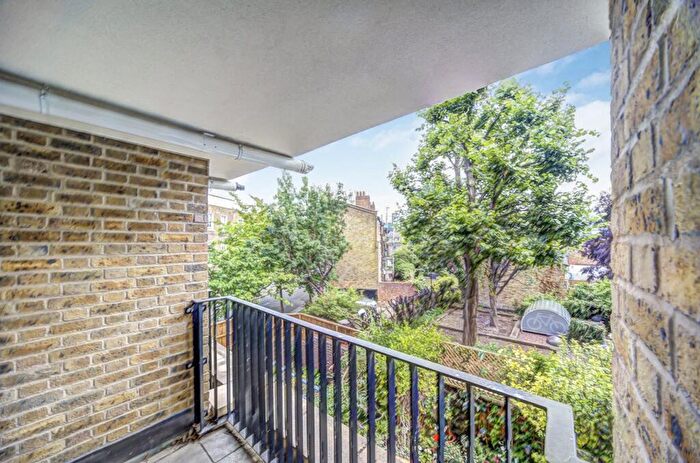 1 Bedroom Flat To Rent In Friend Street, London, EC1V