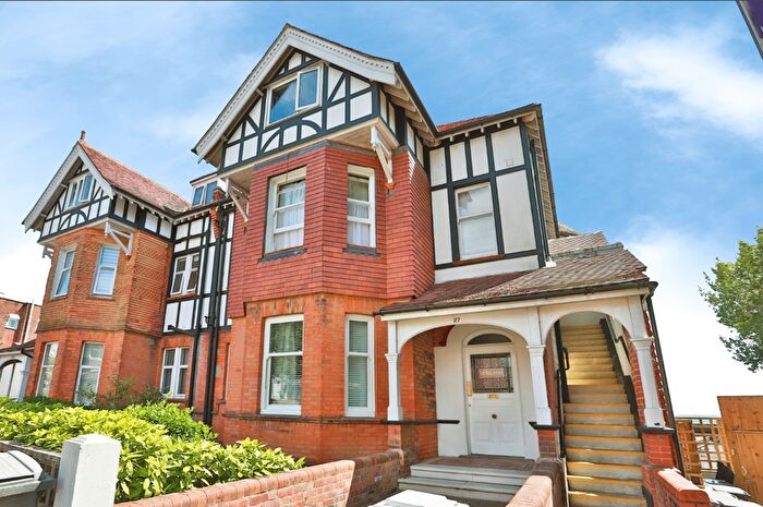 Studio To Rent In Boscombe Spa Road, Bournemouth, BH5