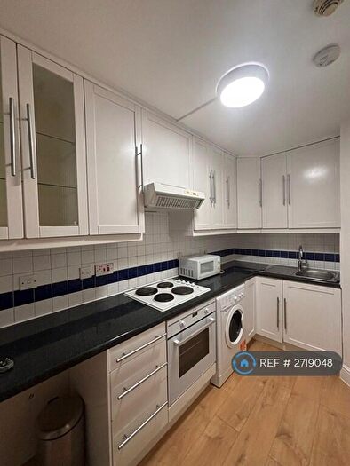 2 Bedroom Flat To Rent In Drummond Street, London, NW1