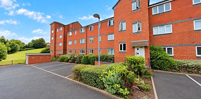 2 Bedroom Apartment To Rent In Palmerston Court, Wilnecote, Tamworth, B77