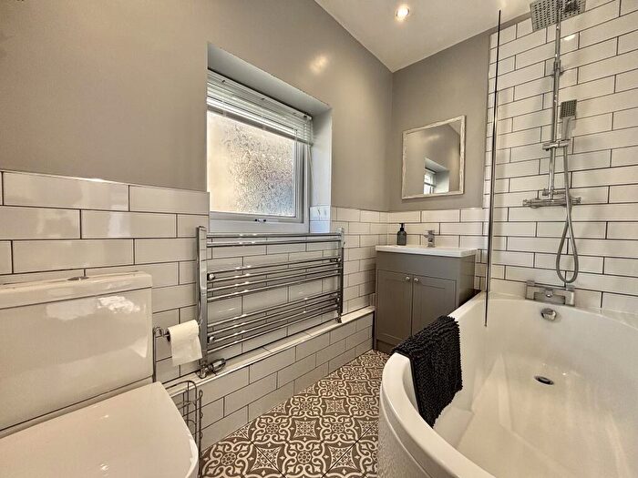 2 Bedroom House To Rent In Brookfield Road, Portsmouth, PO1