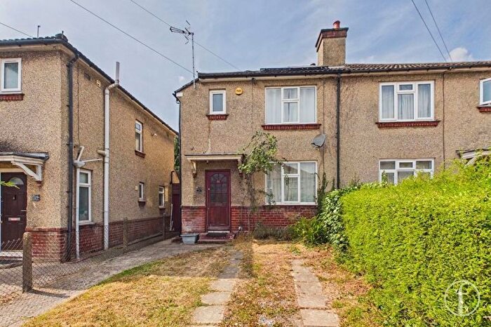 3 Bedroom Semi-Detached House For Sale In Primrose Road, Southampton, SO16