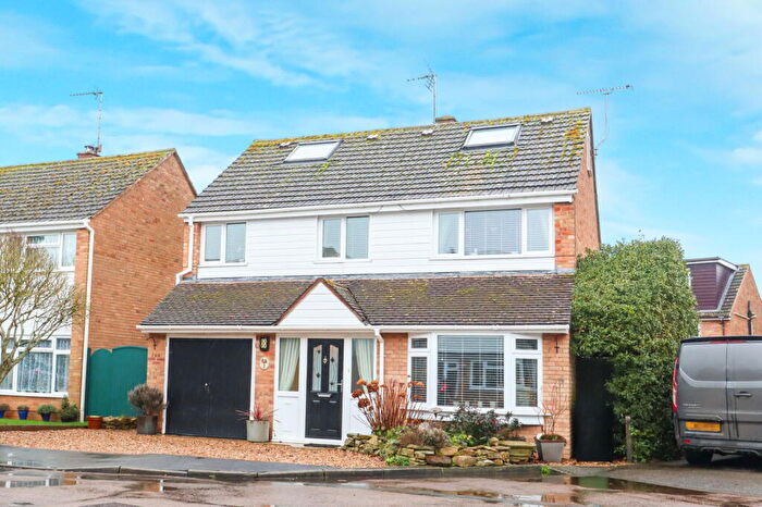 4 Bedroom Detached House For Sale In Cherry Close, Ettington, Stratford-upon-Avon, CV37