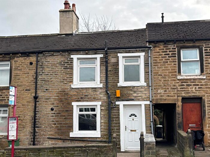 1 Bedroom Terraced House For Sale In Blackmoorfoot Road, Huddersfield, HD4