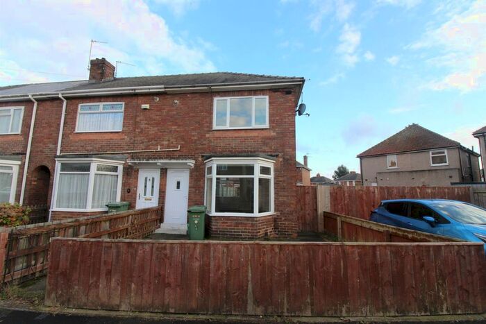 2 Bedroom End Of Terrace House To Rent In Essex Crescent, Billingham, TS23