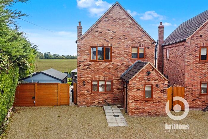 4 Bedroom Detached House For Sale In Sutton Road, Terrington St. Clement, King's Lynn, PE34