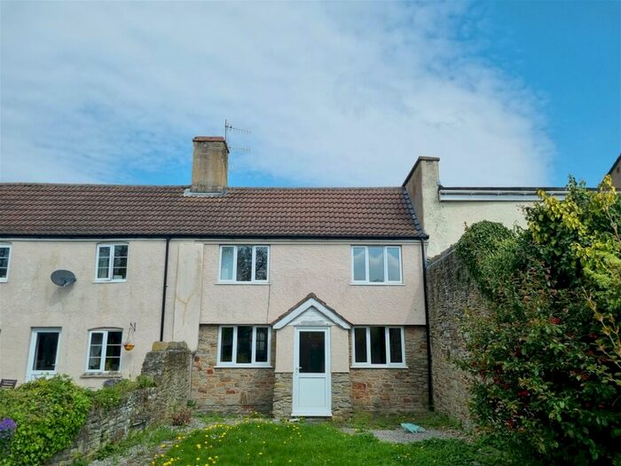 3 Bedroom End Of Terrace House To Rent In Woodview Terrace, Nailsea, Bristol, BS48
