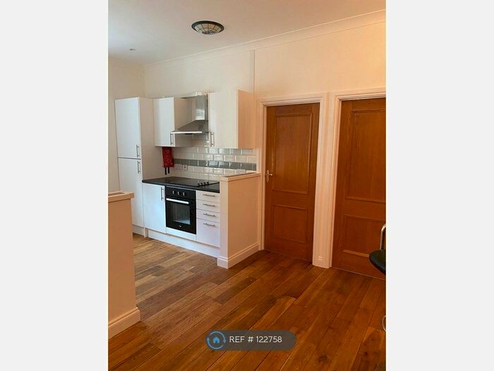 2 Bedroom Flat To Rent In St. Marys Street, Bedford, MK42