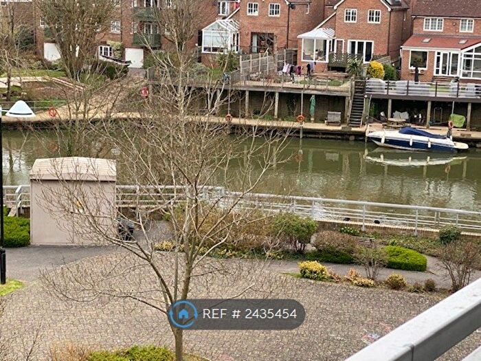 2 Bedroom Flat To Rent In Kingfisher Meadow, Maidstone, ME16