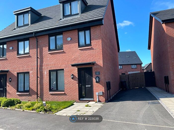 3 Bedroom Semi-Detached House To Rent In Preserve Avenue, Manchester, M43