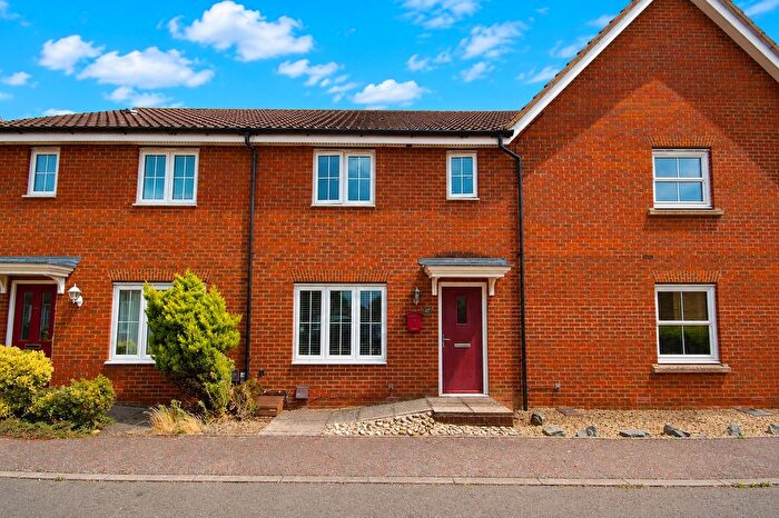 4 Bedroom Terraced House For Sale In Mountbatten Drive, Norwich, NR6