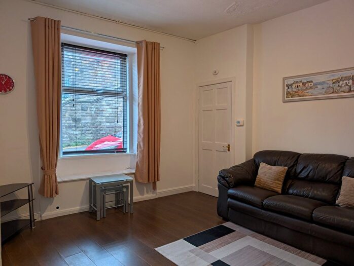 1 Bedroom Flat To Rent In Stewart Terrace, Edinburgh, Midlothian, EH11